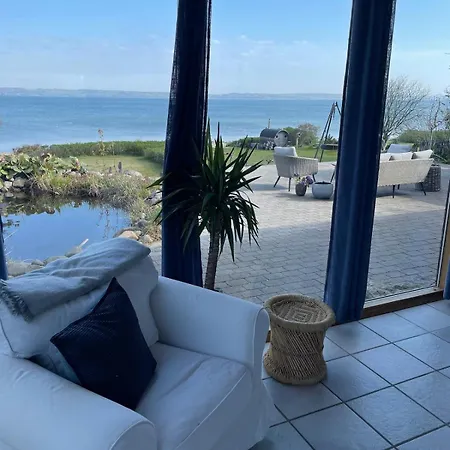 The House Holiday home